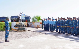 Thượng tướng Nguyễn Văn Hiền yêu cầu trung đoàn pháo phòng không quản lý chặt vùng trời dịp Tết