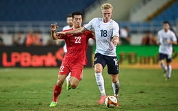 Gấu Nga sắp hết "ngủ đông"