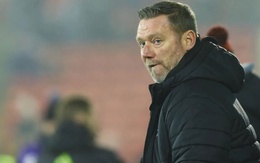 CLB bóng đá Anh mất tân binh phút chót vì quên… ký tên