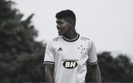 Cầu thủ người Brazil qua đời ở tuổi 22 sau khi bị trúng đạn lạc