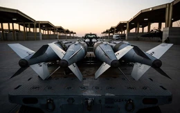 Mỹ không kích trả đũa nhiều mục tiêu IS ở Syria