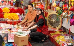 Tết nhẹ tênh nhờ thói quen gửi hàng từ sớm