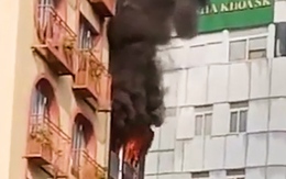 Cháy nhà 5 tầng trên đường Hồ Hảo Hớn, TP.HCM