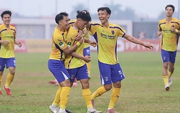 CLB Bắc Ninh áp sát top 3 Giải hạng nhất