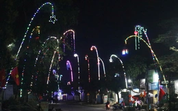 Đảm bảo an toàn điện khi dựng cây nêu, trang trí đèn điện dịp Tết