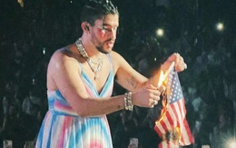 Nghệ sĩ Bad Bunny đốt cờ Mỹ trong màn trình diễn giữa giờ của Super Bowl?