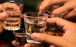 Tưởng mệt vì tất niên liên tục và vất vả dọn nhà đón Tết, không ngờ là dấu hiệu của đột quỵ