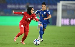 Thêm 2 thành viên tuyển nữ Iran xin tị nạn ở Úc