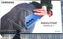 Samsung tăng tốc trong cuộc đua smartphone AI