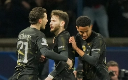 Thủ môn mắc sai lầm khiến Chelsea thảm bại 2-5 trước PSG