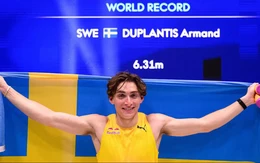 Duplantis lần thứ 15 phá kỷ lục nhảy sào thế giới