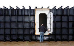 Lo sợ tận thế, người dân ở Mỹ và vùng Vịnh đổ xô đi mua hầm trú bom