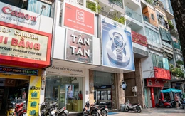 Đồng hồ Tân Tân: mua một đồng hồ, nhận cả hệ dịch vụ hậu mãi