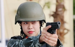 Xem cảnh sát cơ động luyện tập, sẵn sàng bảo vệ tuyệt đối an ninh, an toàn ngày bầu cử