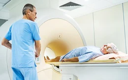 Chuyên gia quốc tế khuyên nam từ trên 50 tuổi nên chụp MRI nhanh phát hiện sớm ung thư