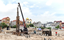 Nhà thầu xây dựng tìm cách thích nghi giá xăng dầu