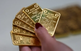 Một người ở Gia Lai trình báo mất hũ vàng giấu dưới chân cầu thang, trị giá gần 1,5 tỉ đồng