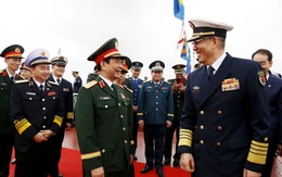 Bộ trưởng Bộ Quốc phòng Việt Nam - Trung Quốc dự lễ khởi hành tuần tra liên hợp hải quân