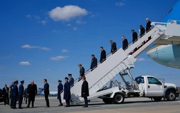 Ông Trump dự lễ trao trả thi hài 6 binh sĩ Mỹ thiệt mạng tại Trung Đông