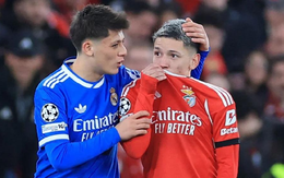 Chủ tịch FIFA: Cầu thủ che miệng khi nói chuyện có thể bị đuổi khỏi sân