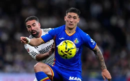 Thua sốc Getafe, Real Madrid bị Barca bỏ xa 4 điểm