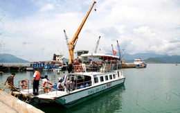 Cho lấn biển vịnh Cam Ranh xây kho xăng dầu và nhiên liệu bay