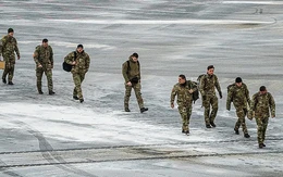 Đan Mạch lên kế hoạch phá đường băng Greenland nếu Mỹ tấn công