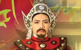 Bốn Chuông vàng vọng cổ trong Tiếng trống Mê Linh