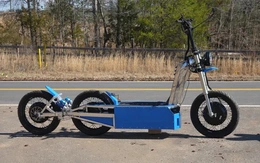 Xe máy điện kỳ dị chạy được tới 160km/h, mạnh như ô tô Hyundai, nhưng bị cảnh báo 'đừng thử'