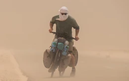 Người đàn ông đạp xe 55.000km trong 4 năm, xuyên nắng nóng 51 độ C và lạnh âm 25 độ