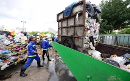 Những 'bom rác' trên đường