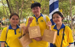 Gian hàng Việt Nam Xanh khơi gợi bạn trẻ bắt đầu từ những thay đổi nhỏ