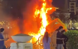 Linh vật ngựa ở Huế cháy rụi do chập hệ thống đèn led