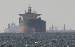 Anh đề xuất đăng cai hội nghị quốc tế về mở lại eo biển Hormuz