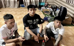 Gia Lai: Bắt quả tang nhóm thanh niên chơi ma túy, phát hiện 2 đồ vật giống súng