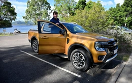 CEO Ford đích thân lái xe Toyota để cải tiến Ranger, chọn mẫu ngỡ đã 'lỗi thời'