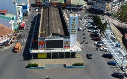 Rạp Hòa Bình Đà Lạt và nhiều biệt thự công đang bị hư hại