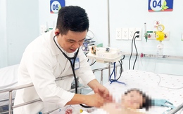 Bệnh tay chân miệng tăng: Bác sĩ chỉ ra những dấu hiệu cần đưa trẻ tới bệnh viện ngay