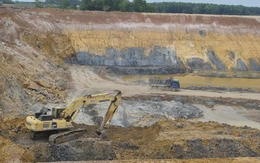 Nhà máy thủy điện lớn nhất miền Nam giải bài toán nhiên liệu, vật liệu thi công