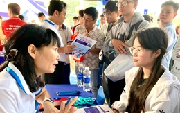 Giấy báo dự thi đánh giá năng lực Đại học Quốc gia TP.HCM sai sót thông tin, cần làm gì?