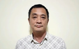 Cán bộ hải quan nhận 8,5 tỉ đồng để tráo hàng giúp người Trung Quốc buôn lậu quặng