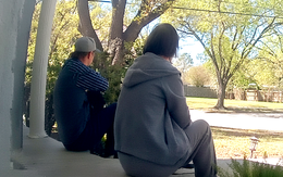 'Rực rỡ' nhất đời người đôi khi là lúc bác sĩ mỉm cười thông báo kết quả. Hãy yêu cuộc sống này!