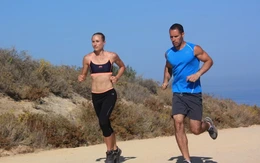 Vì sao không nên tập thể thao một mình?