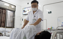 Co quắp, cứng đờ người vì luôn nghĩ mình mắc bệnh nan y