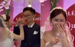 Cô dâu ngại ngùng vì uống cạn chén rượu giao bôi