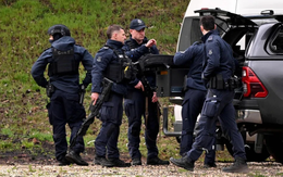 Úc bắn chết nghi phạm sát hại 2 cảnh sát sau 7 tháng truy lùng