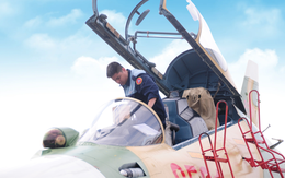 Nhà máy sửa tiêm kích hiện đại Việt Nam - Kỳ cuối: Họ gọi nhau là đồng đội