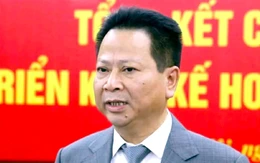 Cựu Cục phó bỏ trốn, vợ nộp lại hơn 6 tỉ chồng nhận hối lộ