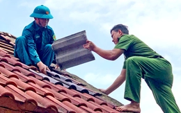 Khẩn trương khắc phục hậu quả lốc xoáy ở Ba Vì