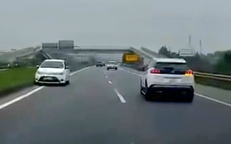 Nữ tài xế 'lao' ô tô ngược chiều ở làn 90km/h trên cao tốc
